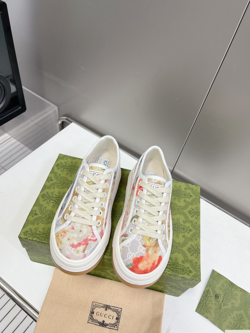 G*u*i casual shoes